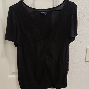 Daytrip Black Short Sleeve Relaxed Blouse
